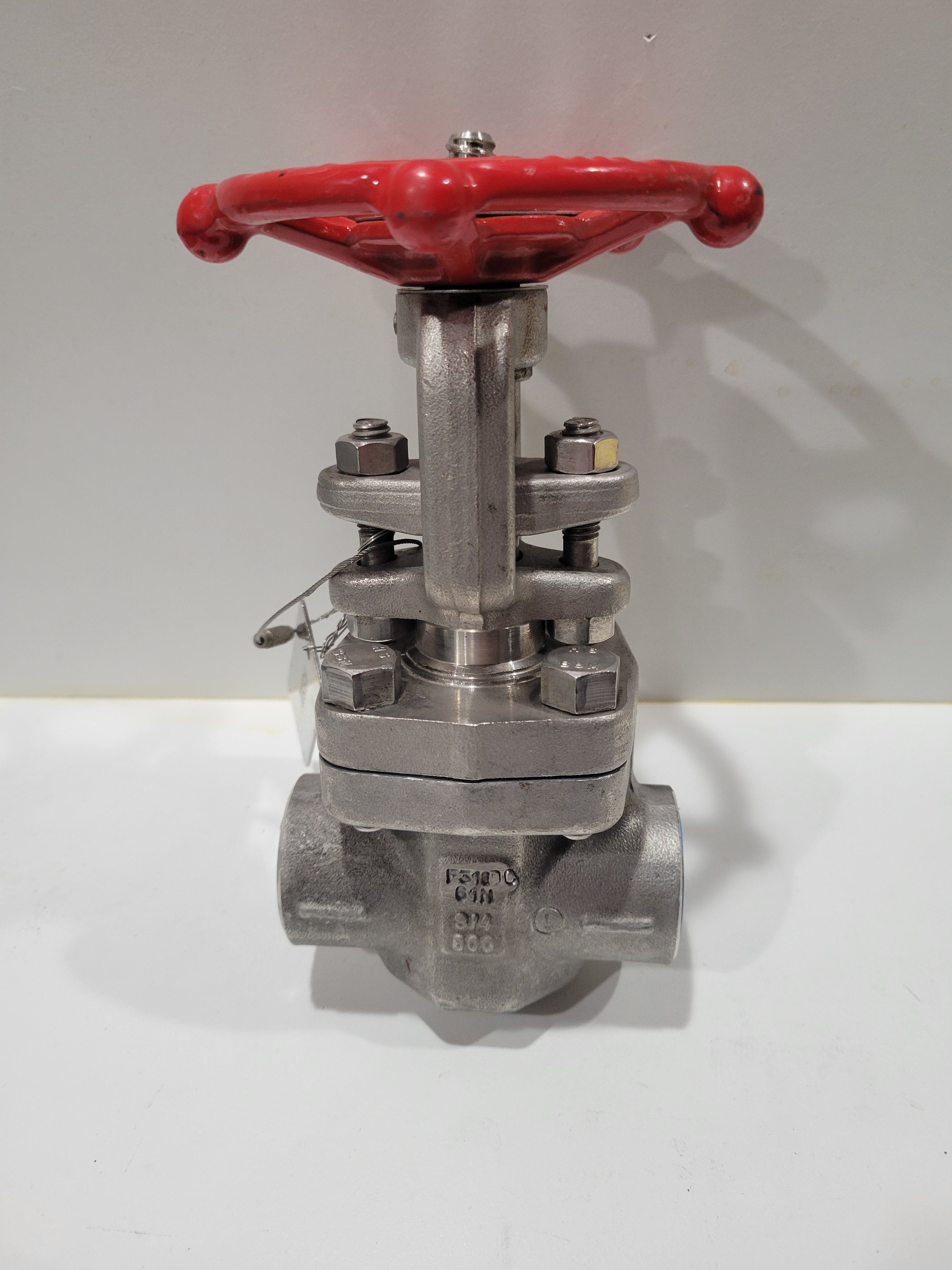 3/4" Ladish Class 800 Stainless Steel Gate Valve — Threaded A182-F316DC