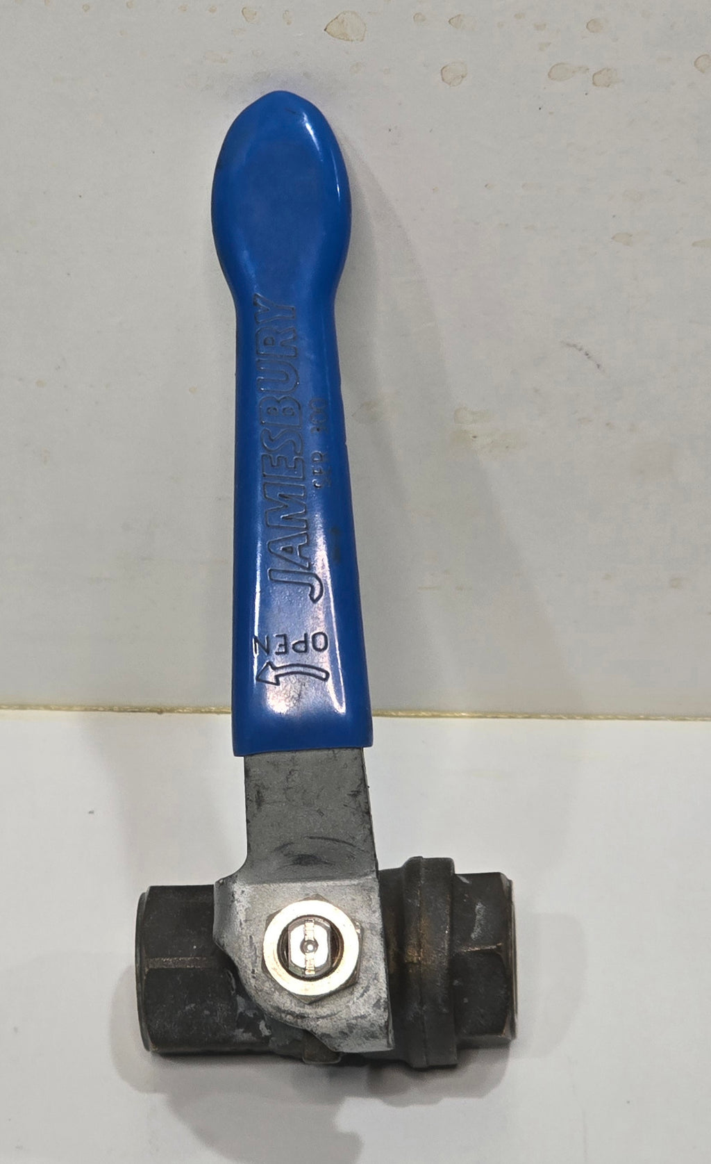 Jamesbury 1/4" Iron Body Ball Valve — PN40 / 500 CWP Threaded