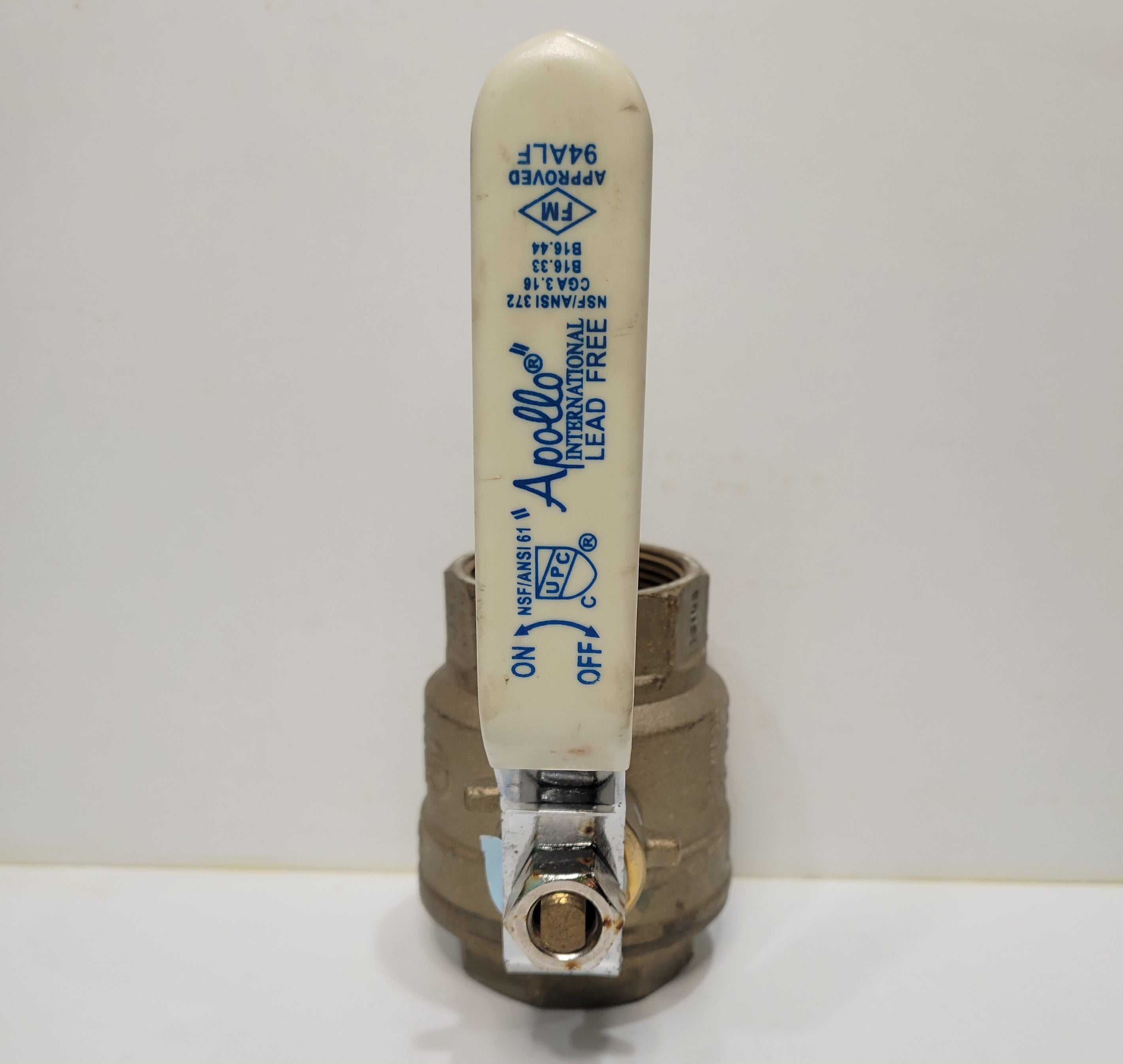 Apollo C110WLIF 1-1/2" Lead Free Brass Ball Valve — 600 CWP / 250 PSI Threaded NSF/ANSI 61 & 372