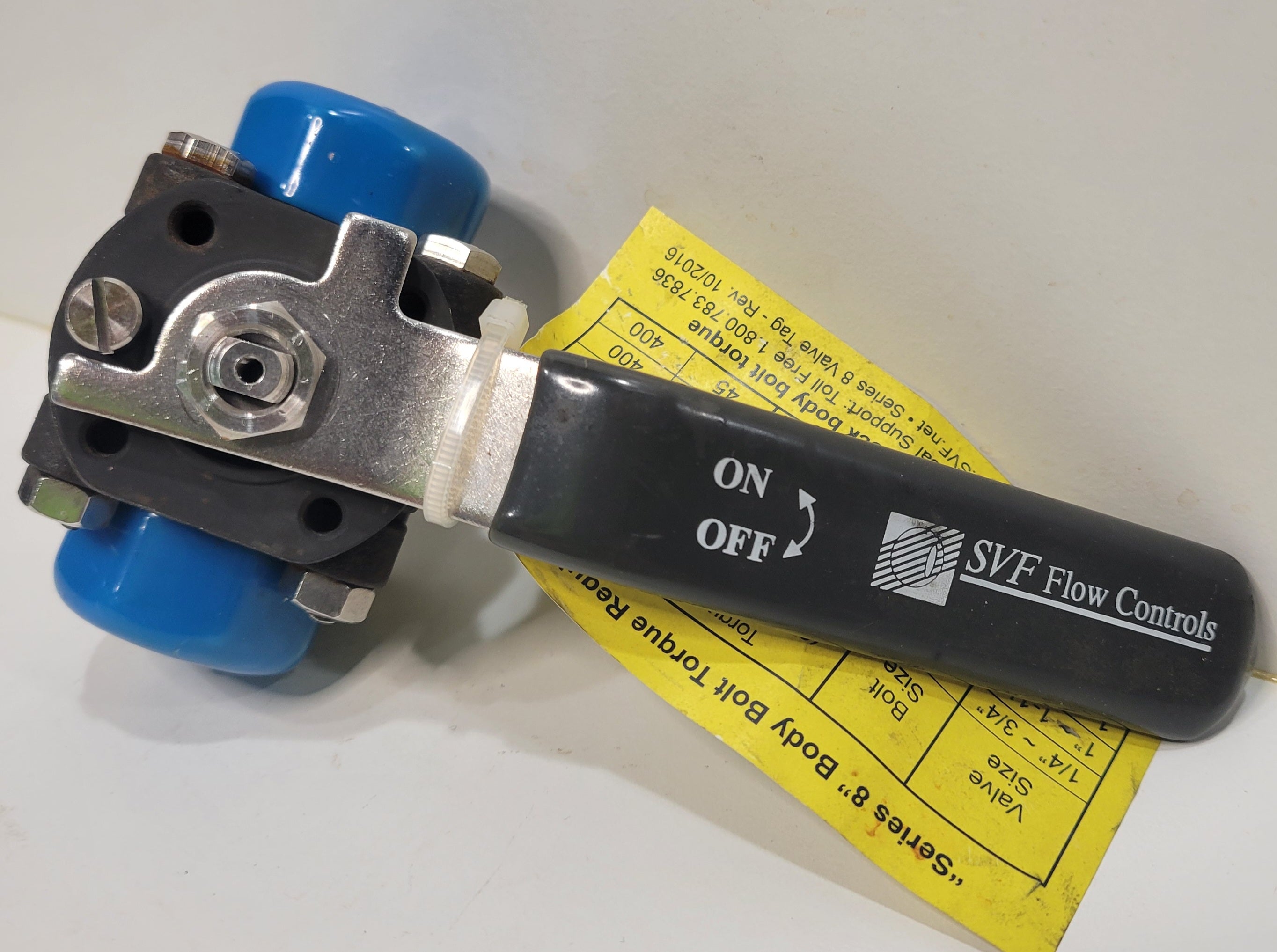 SVF Flow Controls Series 8 1/2" Carbon Steel 3-Piece Ball Valve — Socket Weld SW Sch 40 .850" ID