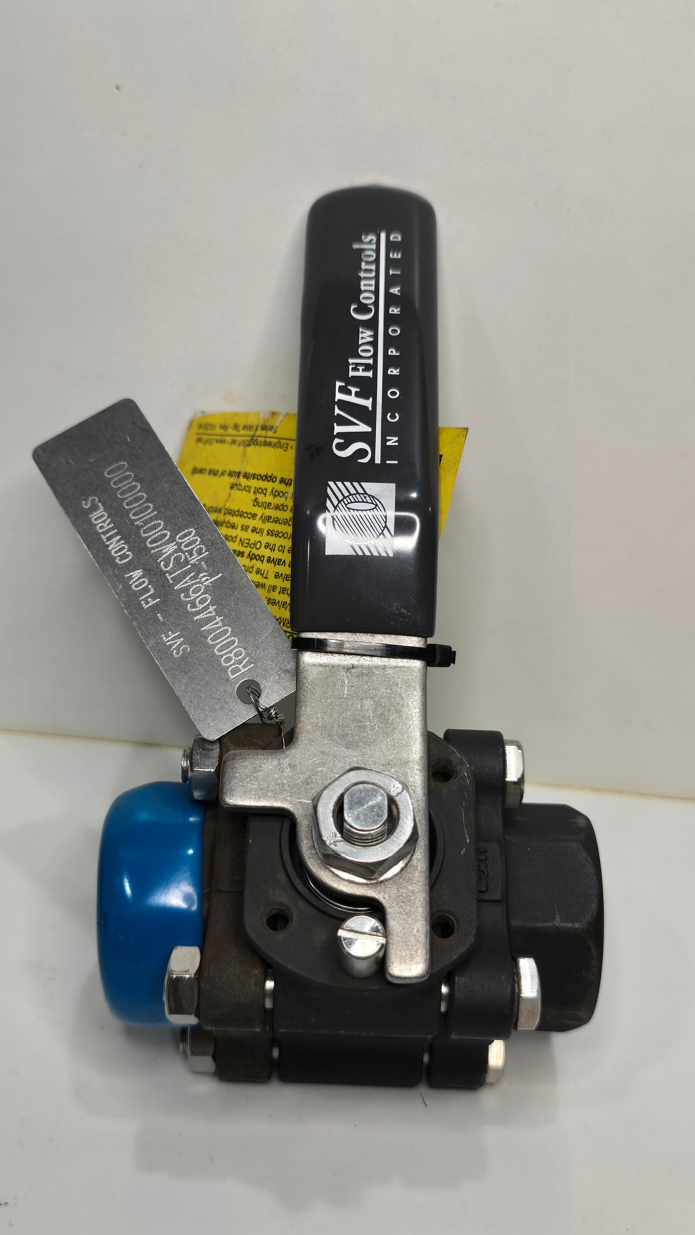 SVF Flow Controls Series 8 1" Carbon Steel 3-Piece Ball Valve — Socket Weld SW Sch 40 1.049" ID