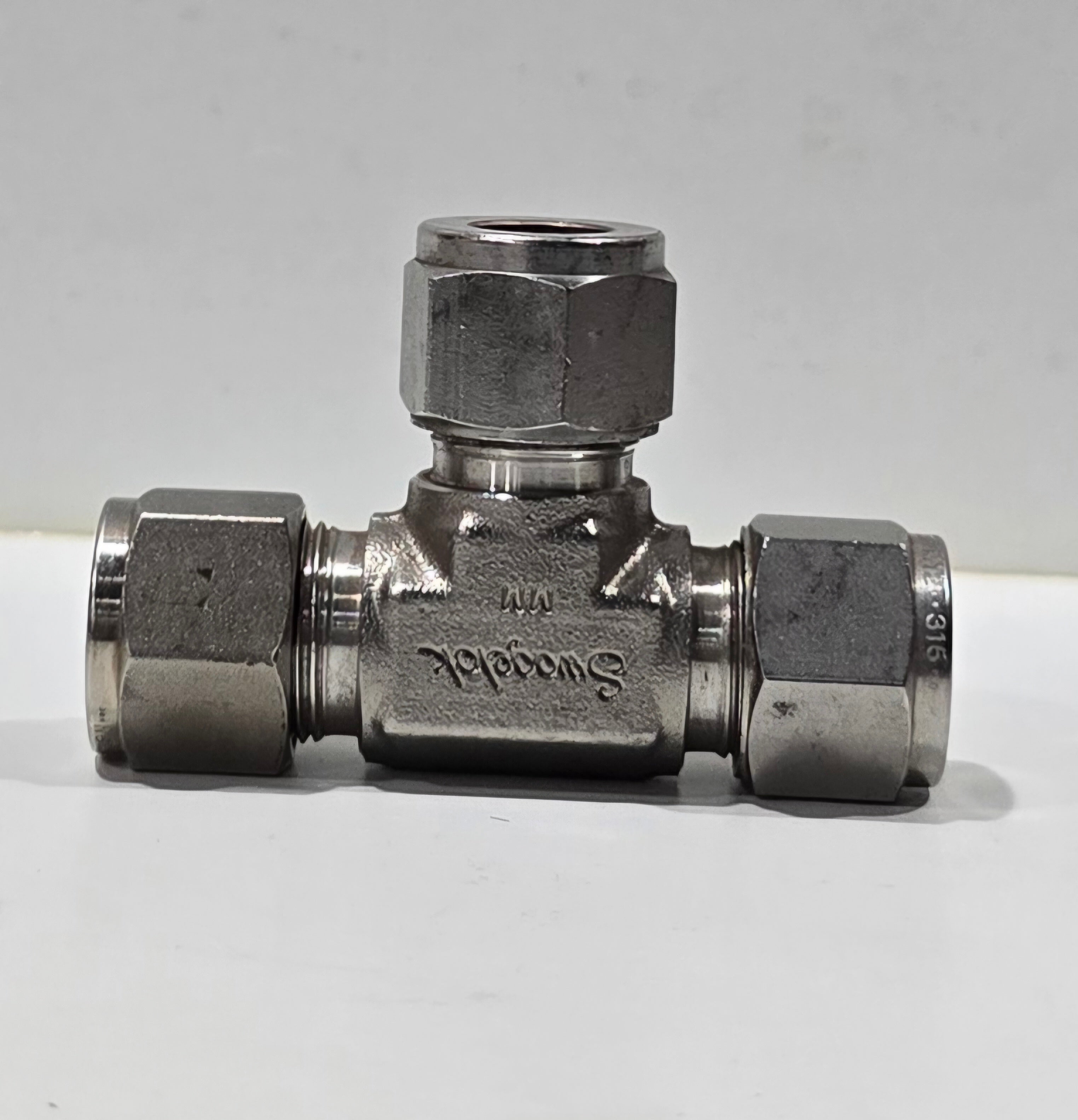 Swagelok 1/2" 316 Stainless Steel Tube Tee - Compression Fitting